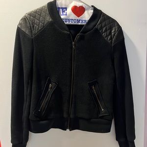Thick black jacket with quilted leather size M